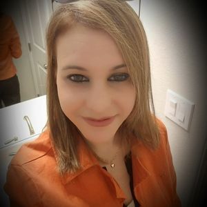 Meet your Posher, Amel